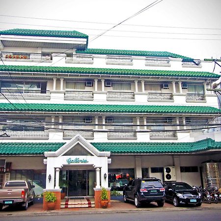 Hotel Galleria Davao Экстерьер фото