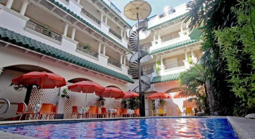 Hotel Galleria Davao Экстерьер фото