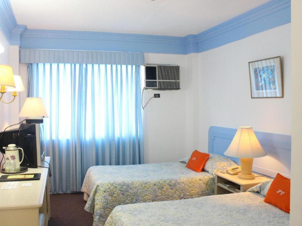 Hotel Galleria Davao Экстерьер фото