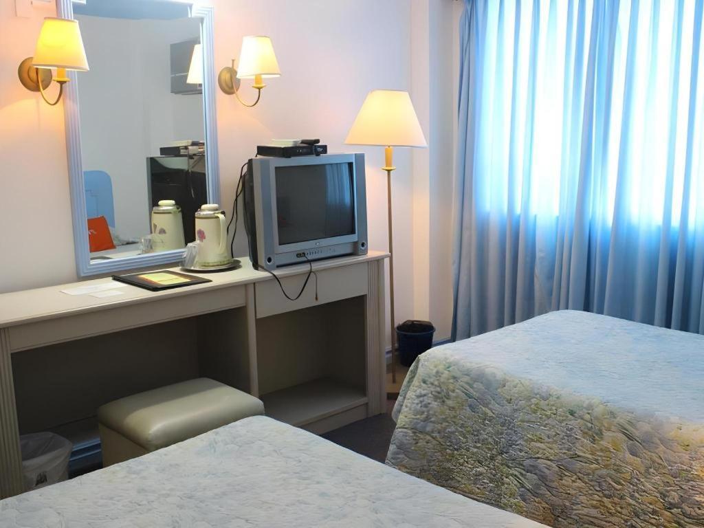 Hotel Galleria Davao Экстерьер фото